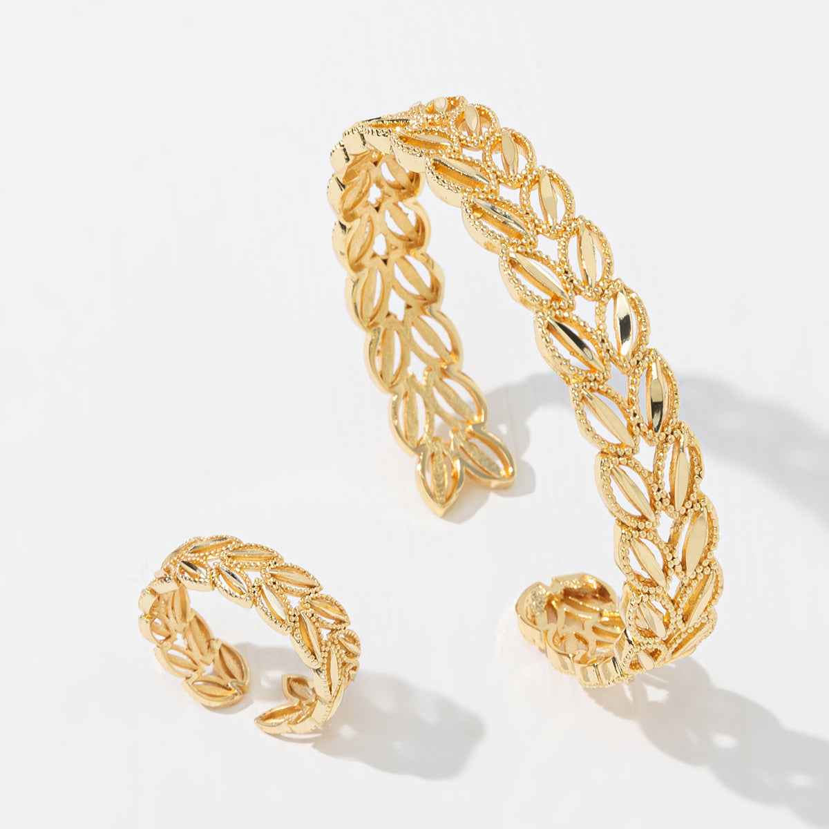 2Pcs Fashion 18k Gold Plated Wheat Ear Leaves Opening Bracelet Ring Set Suitable For Women&